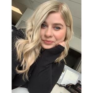 Meet your Posher, Kelly